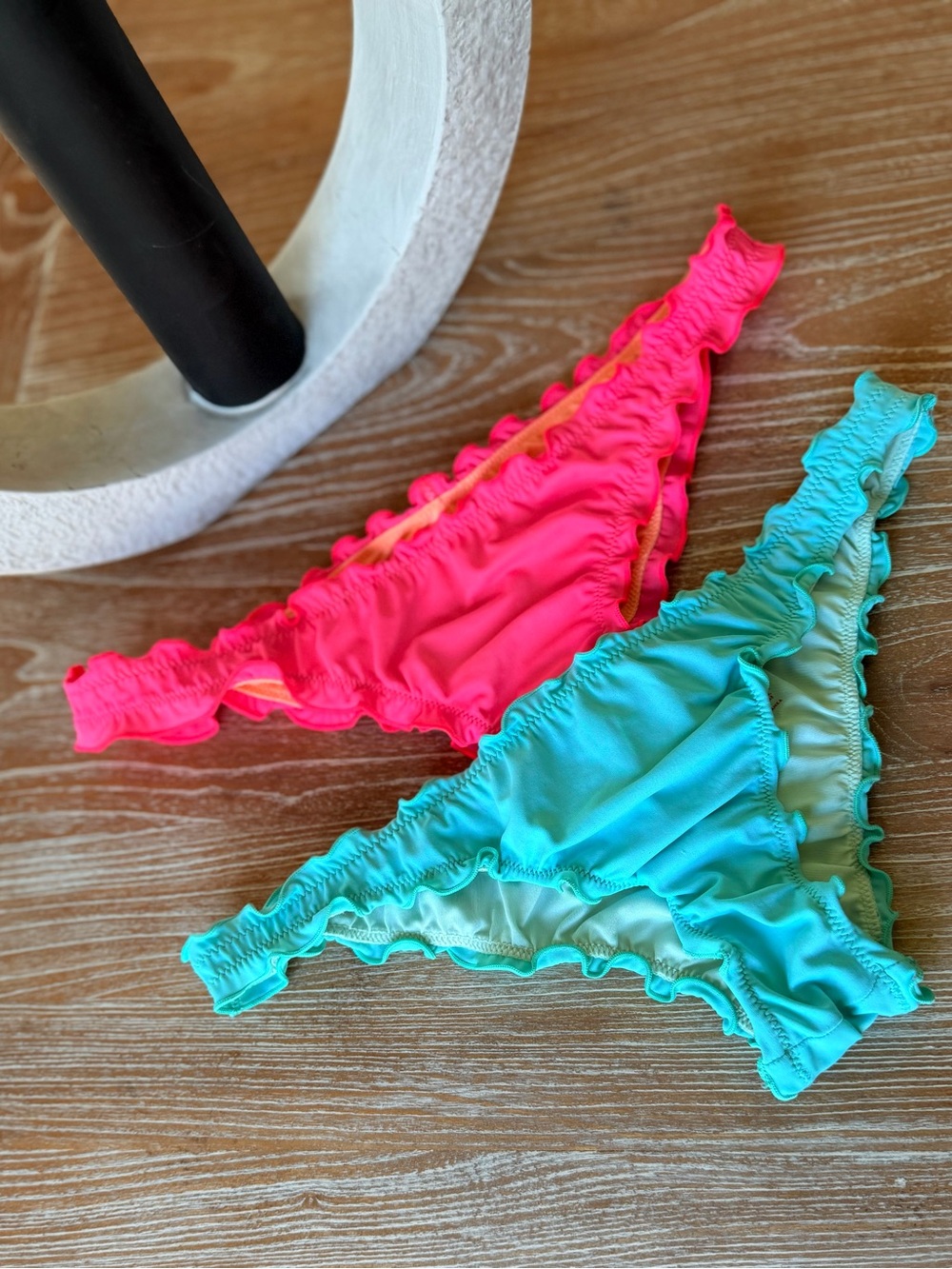Victoria’s Secret PINK Ruffle Itsy